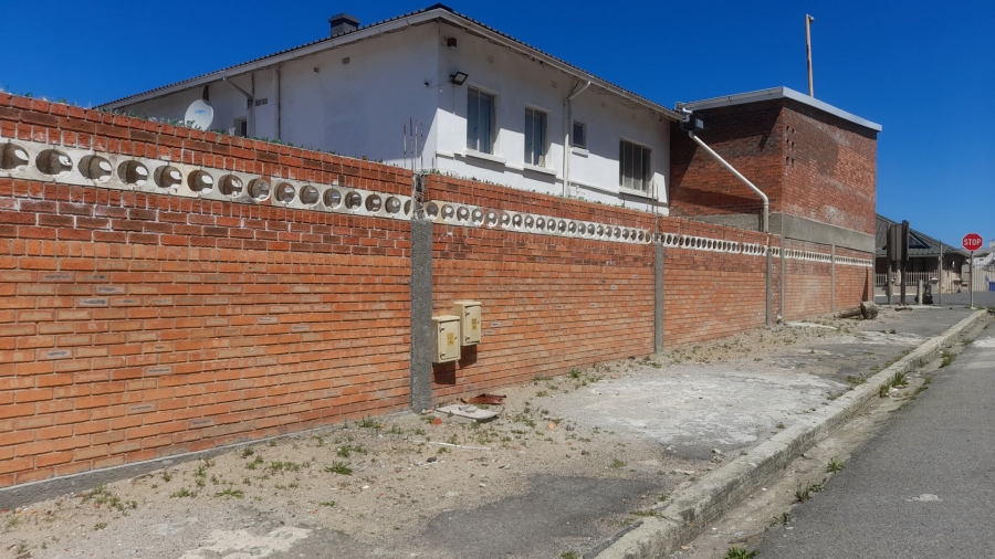 Commercial Property for Sale in Quigney Eastern Cape